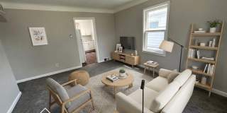 Cozy 2 Bedroom 1 Bathroom Bungalow now available for rent! Gallery 3
