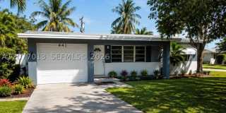 441 SW 10th Ter Gallery 1