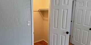 Lovely home in Expressway Village offering 3 bedrooms and a Jack & Jill bathroom. Gallery 18