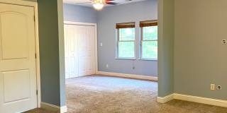 Wonderful bungalow in the 5 Points area. Close to Downtown Asheville! Working Solar for Electric! Gallery 14