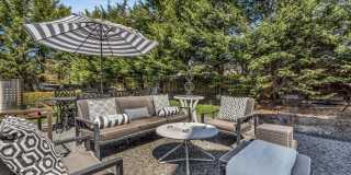 310 Worthington Avenue Gallery 48