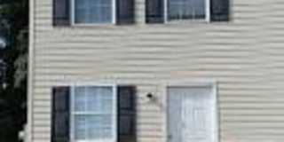 649 SPENCER Street E Gallery 1