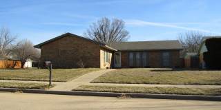 Great home located on the eastside, walking distance to MacArthur Schools. Gallery 1