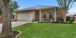 305 Fisherman Trail Gallery 1
