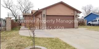 Spacious 4 Bedroom 2 Bathroom House Gallery 1