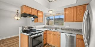 3BR Townhome in Aurora | Private Yard, Covered Parking & Community Pool Gallery 6