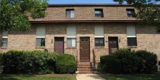 1212 N Oaks Boulevard Gallery 1