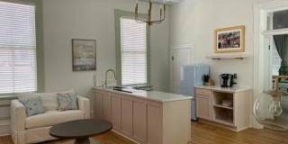 67 Warren St Unit C Gallery 1