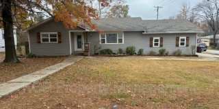 3019 Independence Street Gallery 1