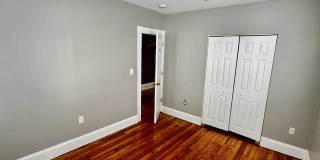 33 Adamson St. Gallery 7
