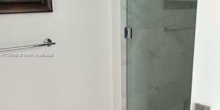 1 Collins Ave Gallery 21