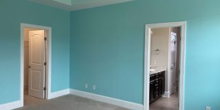 Beautiful 3 bedroom/2 bath home with sunroom and finished room over garage! Gallery 11