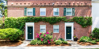 Charming 1 Bedroom-No Broker Fee Charming 1 Bedroom-No Broker Fee Gallery 1