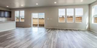 Exquisite 3 Bed 2.5 Bath Single Family Home Gallery 5