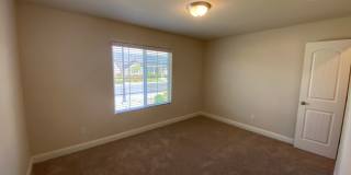 Immaculate like New Home in the gated Windmills at Tule Heights! Gallery 31