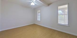 Kensington Court Gallery 76