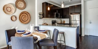 1717 Evanston Gallery 33