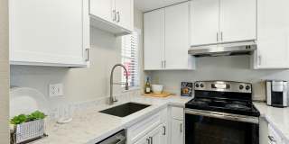 The Grove Luxury Apartments Gallery 9