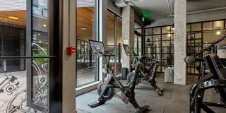Pike Motorworks Apartments Gallery 60