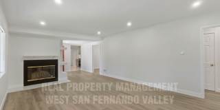 Beautifully Remodeled Single Family Home with Pool Gallery 9