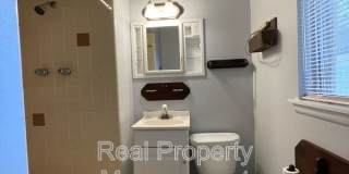 1875 Lombard Dr. Gallery 14