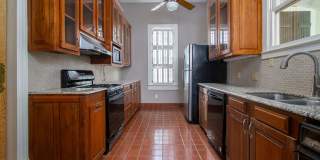 2/2 Large house on Jackson st Gallery 9