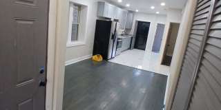 New renovation Spacious  South Shore 3bed room 1 bath units Gallery 35