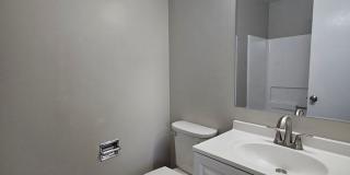3 Bedroom 1.5  bathroom End unit Townhouse near Bethlehem Catholic High School. Gallery 17
