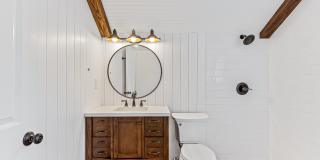 42 Forsythe St Gallery 32