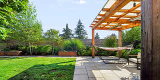 Midcentury Home In Hawthorne Hills-Quiet Neighborhood with Scenic views Minutes from UW Gallery 1