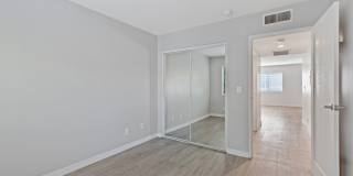 Crenshaw Villa Apartments Gallery 14