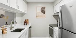 South Pointe Apartments Gallery 18