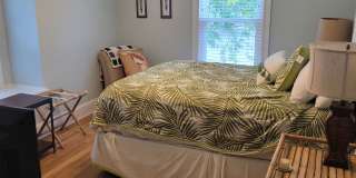 1618 Niles Avenue Gallery 16