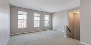 5140 DONOVAN Drive Gallery 14