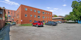 Gross Street Gallery 85