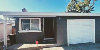 2 bedroom for Rent-New Interior Paint, Attached Garage Gallery 1