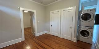 1106 E 51st Street Gallery 16