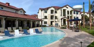 9020 N Lake Creek Pkwy Gallery 1