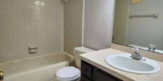 2/2 townhouse Gallery 18