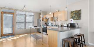 Luxury Furnished Loft on Broadway Luxury Furnished Loft on Broadway Gallery 7