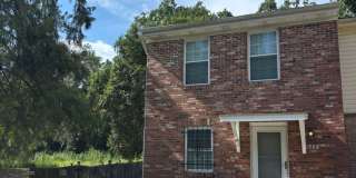 Newly renovated Three Bedroom Townhouse Newly renovated Three Bedroom Townhouse Gallery 1