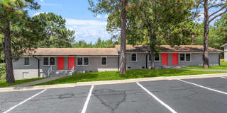 Gorgeously Renovated Apartments Gallery 1