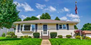 Updated 3-Bedroom Home with Garage in Sun Prairie Gallery 1