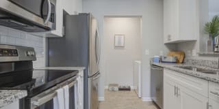 Vista Commons Apartment Homes Gallery 13