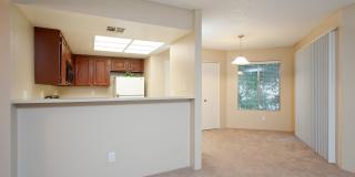 Meadow Glen Apartments Gallery 48