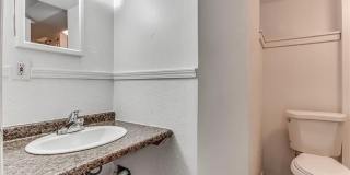 354 Ophelia Street Gallery 25