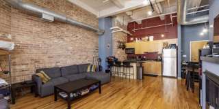 420 S Clinton Gallery 3