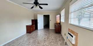 5557 FLORAL Avenue Gallery 16