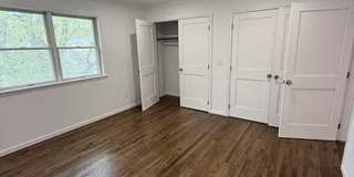 140 Rockwell St Gallery 9
