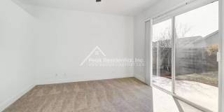 Wonderful 3bd/2ba Elk Grove Home with 2 Car Garage Gallery 20